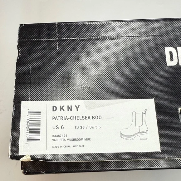 DKNY Women's Patria Pull-On Chelsea Booties- Size 6 - Picture 5 of 11